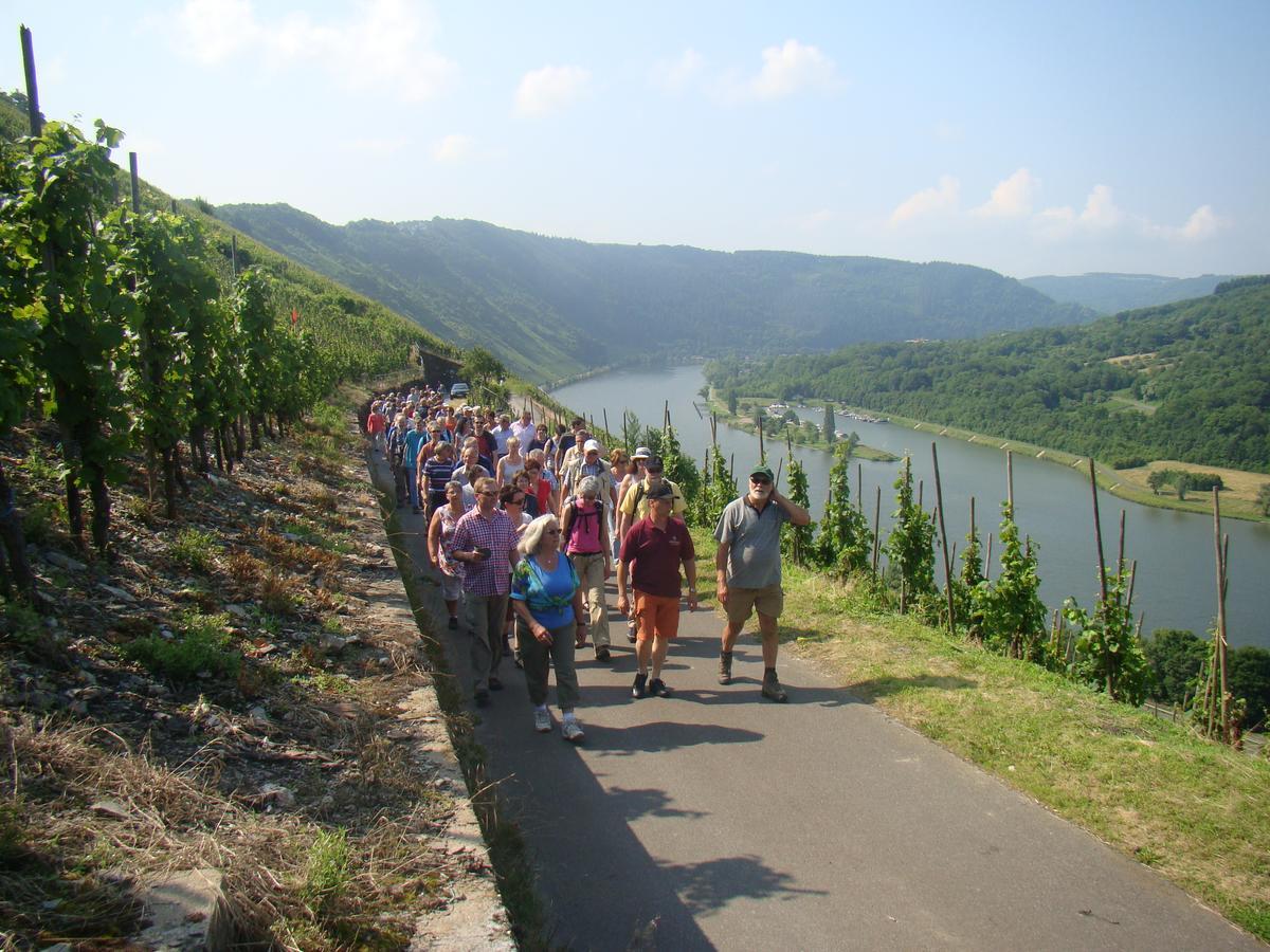 Weingut Stiftshof 호텔 엔키르흐 외부 사진